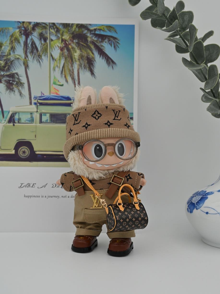 Louis Vuitton beige overall and monogram oufit
