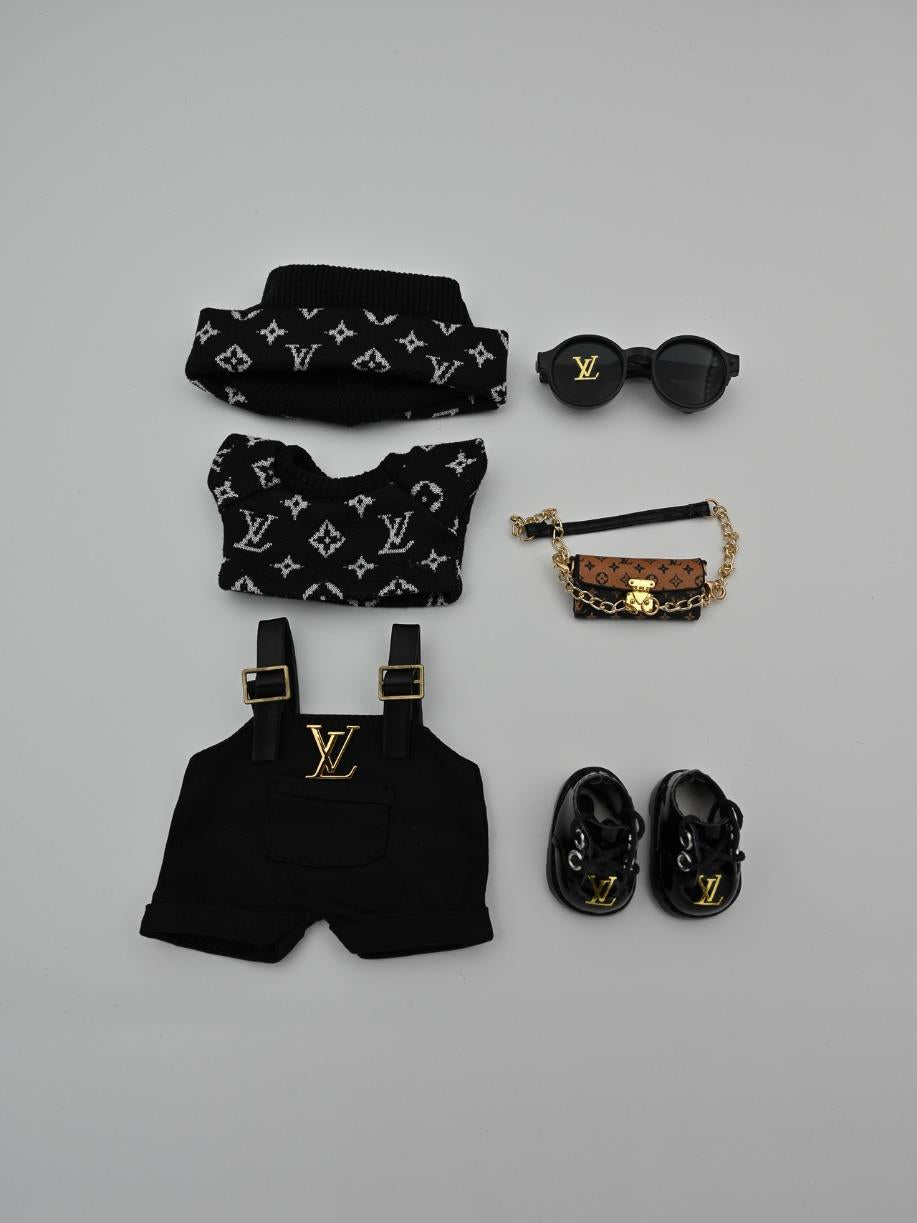 Louis Vuitton monogram all black outfit