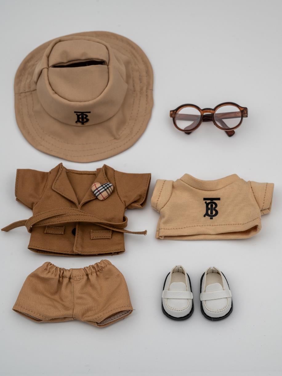Burberry brown ensemble
