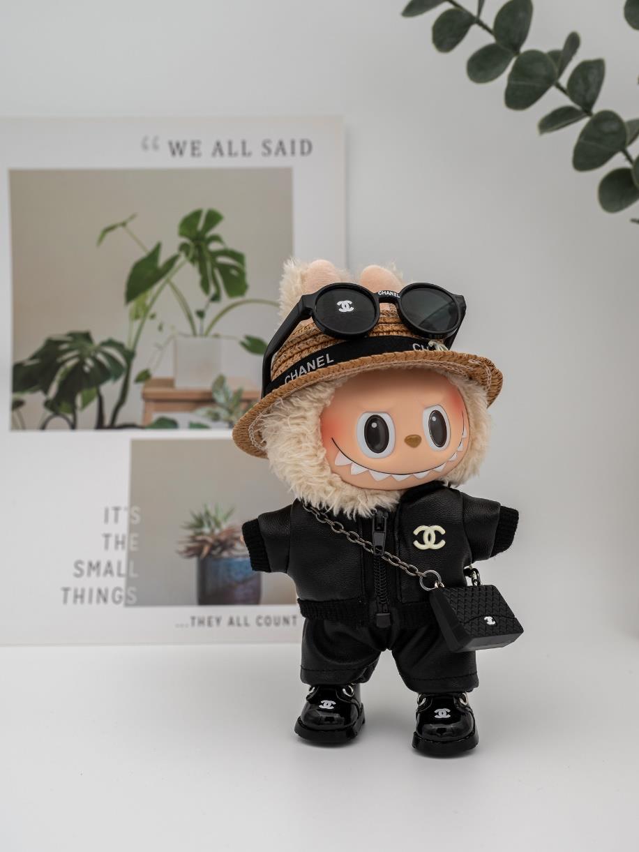 Chanel leatheresque all black outfit